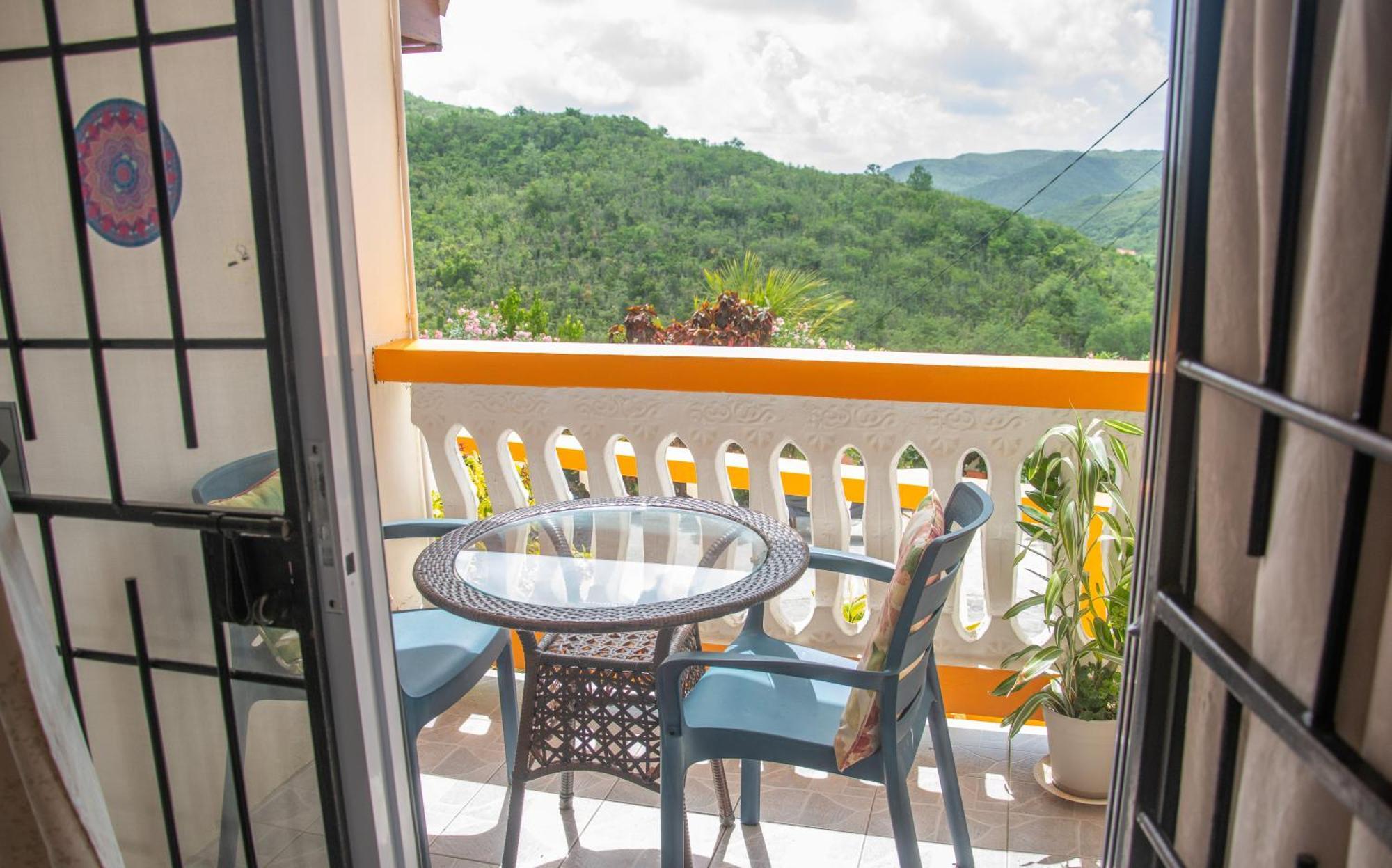 Mountain View Apartments Gros Islet Bagian luar foto