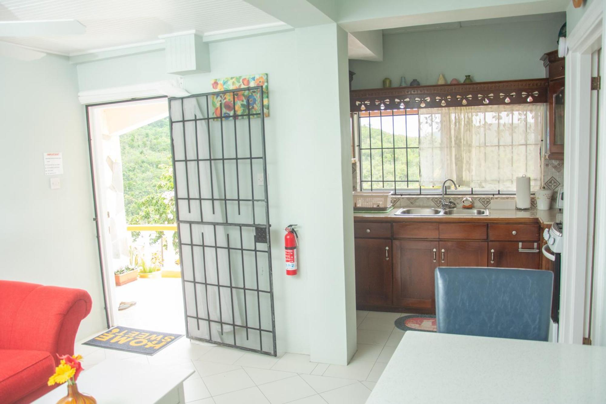 Mountain View Apartments Gros Islet Bagian luar foto